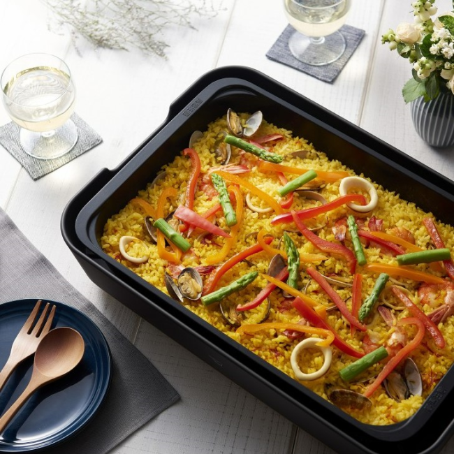EA-FA10-BA<br>特別な日の料理もお任せ。<br>焼く・煮るだけでなく、パスタやすき焼きなどの汁気の多い料理も楽しめる！